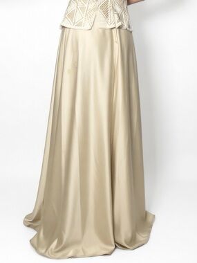 Stenay Cream Satin Maxi Skirt - Flowing Full-Length Design